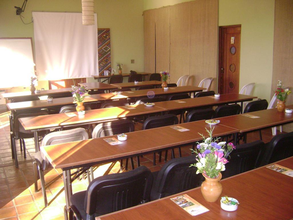 La Pasarela Hotel Тариха Екстериор снимка